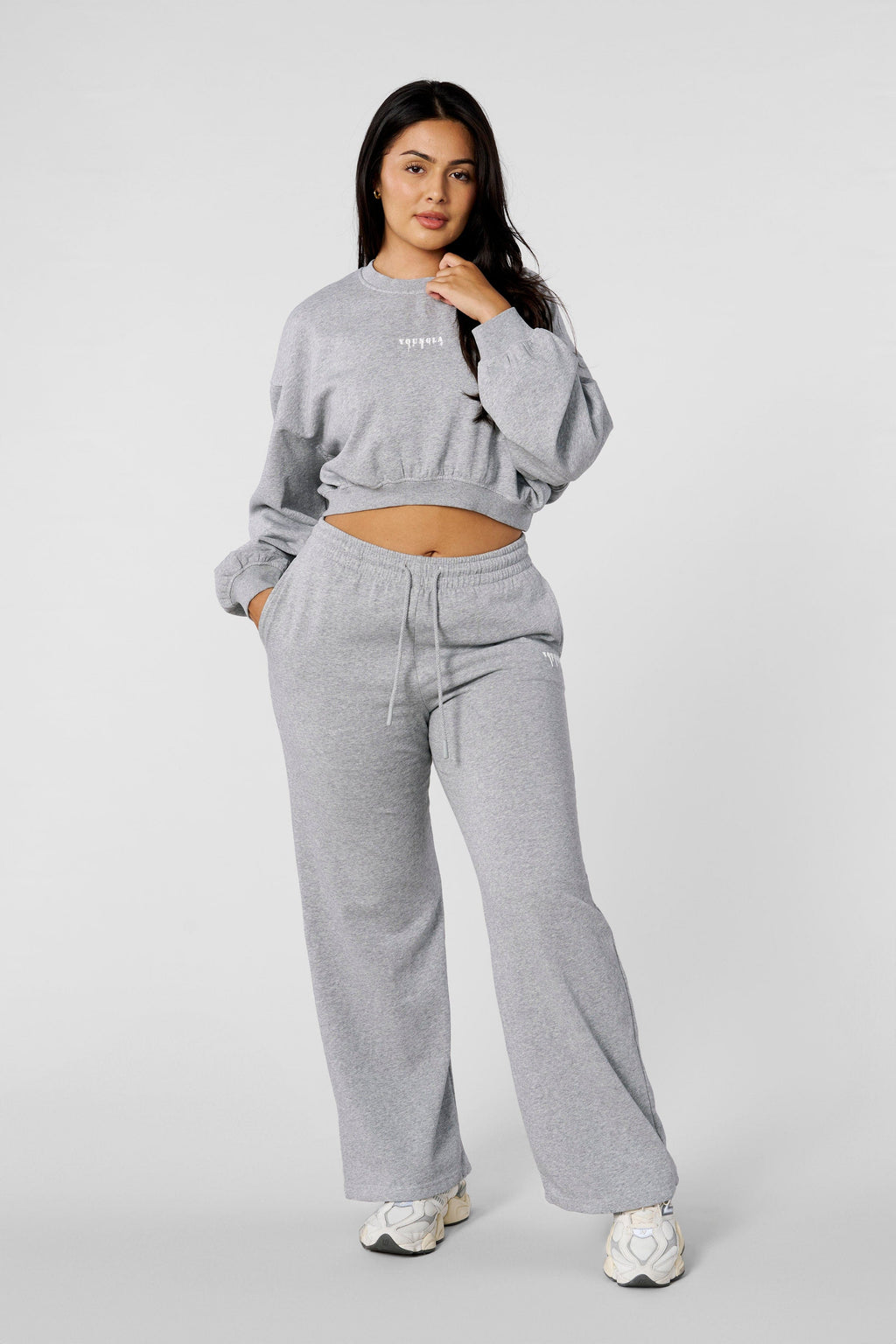 W547 Premier Crop Crewneck